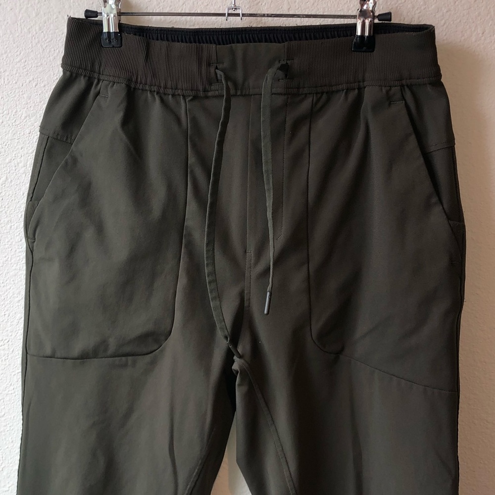 Lululemon Men’s Joggers